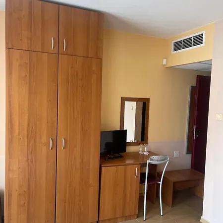 Sofia Family מלון