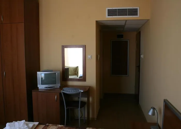 Otel Sofia Family 3*