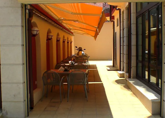 Otel Sofia Family 3*